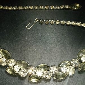 VINTAGE 1940 NECKLASE